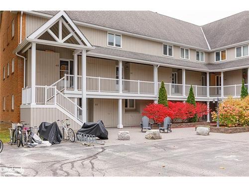 61-22 Ramblings Way, Collingwood, ON - Outdoor With Balcony With Facade