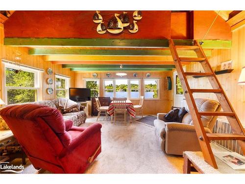 15 Minnow Lane, Dunchurch, ON - Indoor Photo Showing Living Room