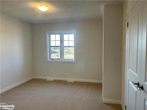 194 Union Boulevard, Wasaga Beach, ON - Indoor Photo Showing Other Room