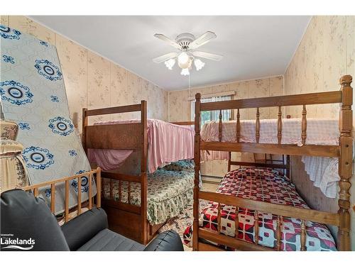 1030 Mccabe Road, Baysville, ON - Indoor Photo Showing Bedroom