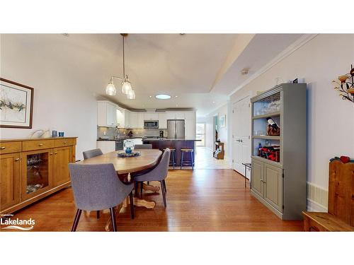 71 Greenway Drive, Wasaga Beach, ON - Indoor Photo Showing Dining Room