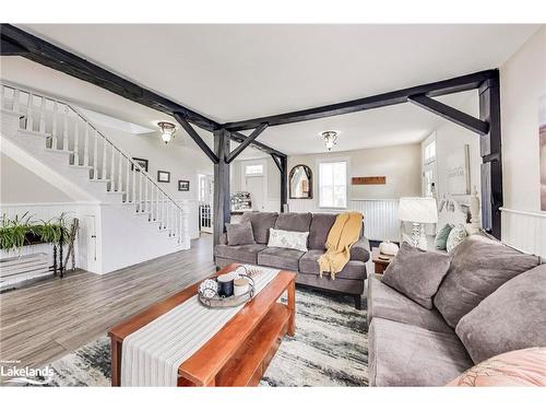 726004 22B Side Road, Grey Highlands, ON - Indoor Photo Showing Living Room