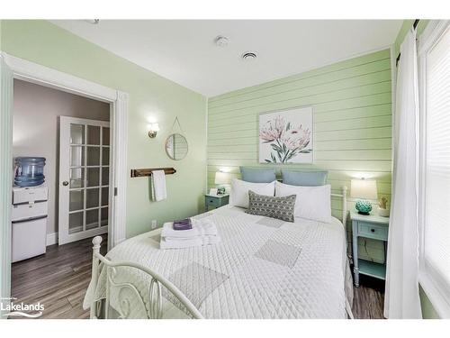 726004 22B Side Road, Grey Highlands, ON - Indoor Photo Showing Bedroom