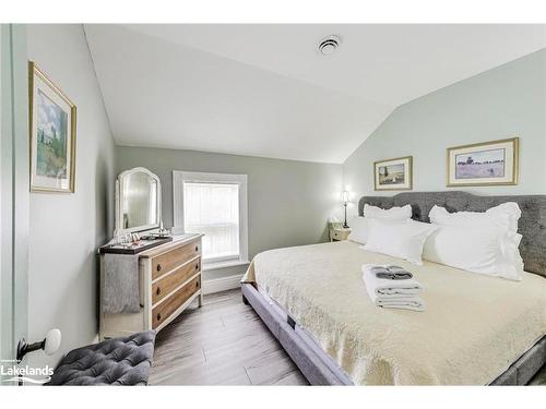 726004 22B Side Road, Grey Highlands, ON - Indoor Photo Showing Bedroom