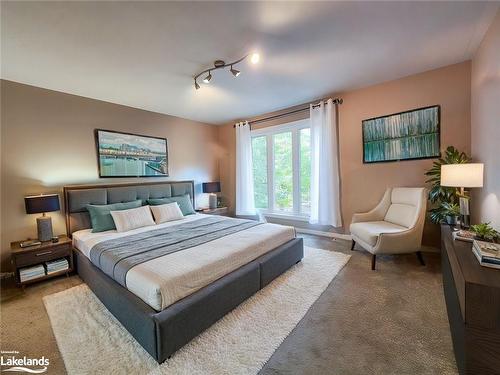 44 Fairways Court, Bracebridge, ON - Indoor Photo Showing Bedroom