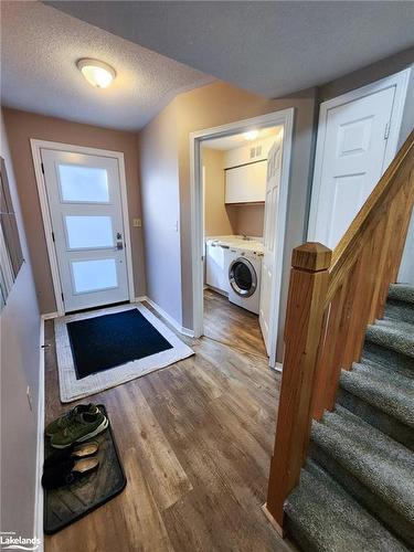 44 Fairways Court, Bracebridge, ON - Indoor Photo Showing Laundry Room