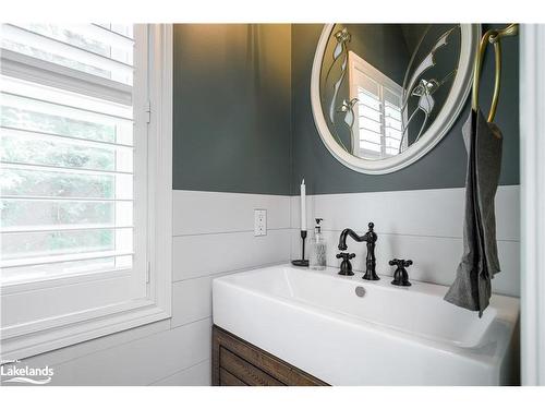 160 Princeton Shores Boulevard, Collingwood, ON - Indoor Photo Showing Bathroom