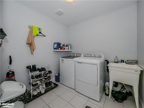 22 Quinn Forest Drive, Bracebridge, ON - Indoor Photo Showing Laundry Room