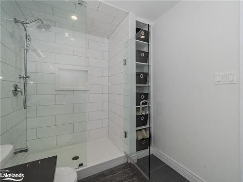 22 Quinn Forest Drive, Bracebridge, ON - Indoor Photo Showing Bathroom