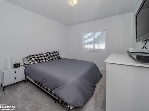 22 Quinn Forest Drive, Bracebridge, ON - Indoor Photo Showing Bedroom