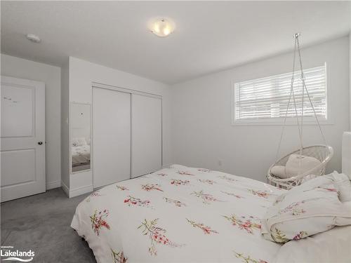 22 Quinn Forest Drive, Bracebridge, ON - Indoor Photo Showing Bedroom