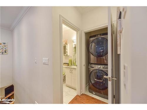 3305 Summerhill Way, Severn, ON - Indoor Photo Showing Laundry Room