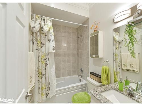 3305 Summerhill Way, Severn, ON - Indoor Photo Showing Bathroom