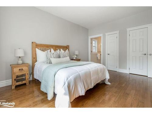 75 Edward Street E, Creemore, ON - Indoor Photo Showing Bedroom