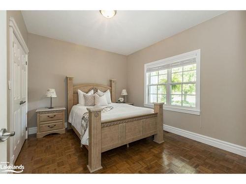 75 Edward Street E, Creemore, ON - Indoor Photo Showing Bedroom