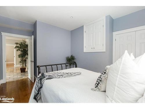 75 Edward Street E, Creemore, ON - Indoor Photo Showing Bedroom