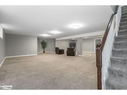 75 Edward Street E, Creemore, ON - Indoor Photo Showing Other Room