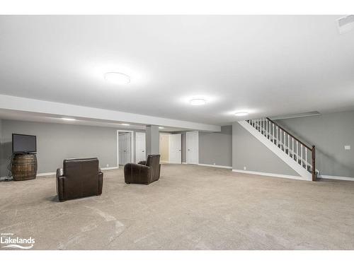 75 Edward Street E, Creemore, ON - Indoor Photo Showing Other Room