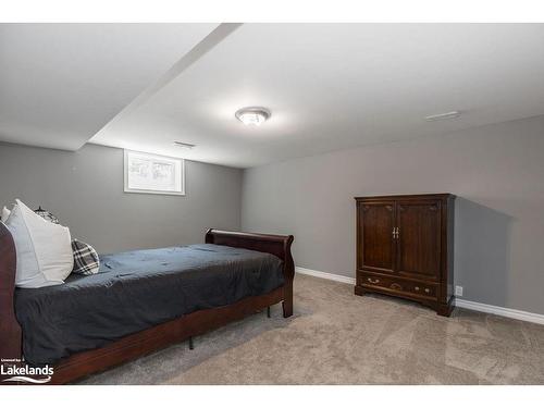 75 Edward Street E, Creemore, ON - Indoor Photo Showing Bedroom