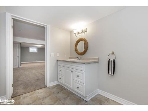 75 Edward Street E, Creemore, ON - Indoor Photo Showing Bathroom