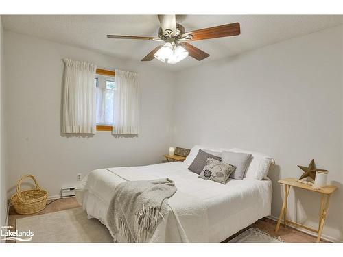 80 Hubbel Crescent, Huntsville, ON - Indoor Photo Showing Bedroom