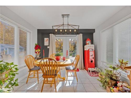 29 Boyd Crescent, Oro-Medonte, ON - Indoor Photo Showing Dining Room