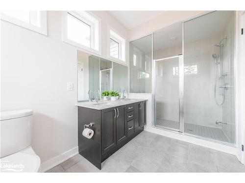 1009 Boyne Ridge Court, Lake Of Bays, ON - Indoor Photo Showing Bathroom