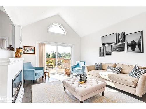 84 Kari Crescent, Collingwood, ON - Indoor Photo Showing Living Room With Fireplace