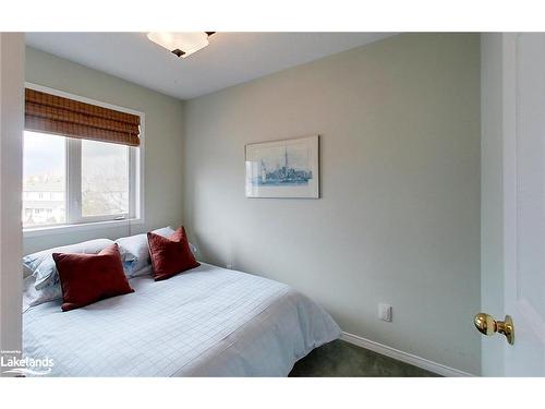 9 Valleymede Court, Collingwood, ON - Indoor Photo Showing Bedroom