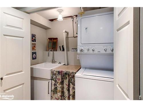 9 Valleymede Court, Collingwood, ON - Indoor Photo Showing Laundry Room