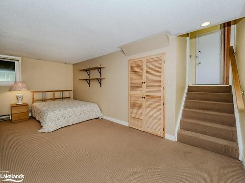 600 David Street, Gravenhurst, ON - Indoor Photo Showing Bedroom