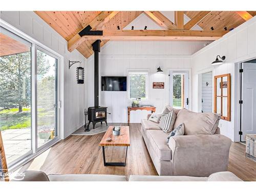 195 Centre Street, Meaford, ON - Indoor Photo Showing Living Room With Fireplace