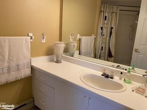 349 Mariners Way, Collingwood, ON - Indoor Photo Showing Bathroom