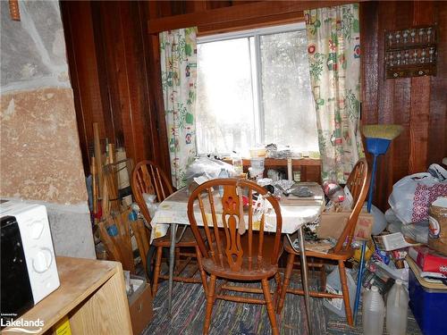 27 Storm Lake Road, Seguin, ON - Indoor Photo Showing Dining Room