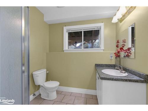 96 46Th Street N, Wasaga Beach, ON - Indoor Photo Showing Bathroom