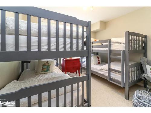 938 Cedar Pointe Court, Collingwood, ON - Indoor Photo Showing Bedroom