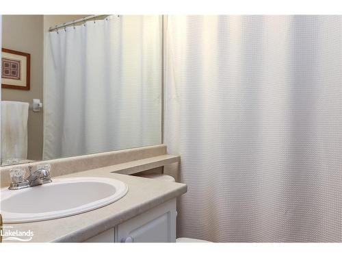 938 Cedar Pointe Court, Collingwood, ON - Indoor Photo Showing Bathroom