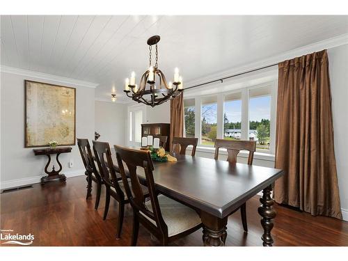 1105 Rosseau Lake Road No. 1, Bent River, ON - Indoor Photo Showing Dining Room