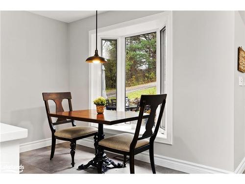 1105 Rosseau Lake Road No. 1, Bent River, ON - Indoor Photo Showing Dining Room