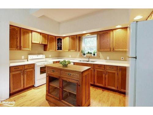 145693 12 Grey Road, Meaford Municipality, ON - Indoor Photo Showing Kitchen With Double Sink