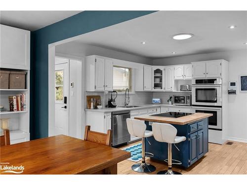 3772 Harry'S Lane, Ramara, ON - Indoor Photo Showing Kitchen