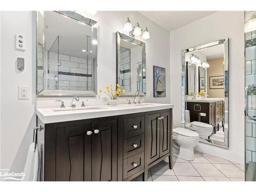 476 2Nd Avenue W, Owen Sound, ON - Indoor Photo Showing Bathroom