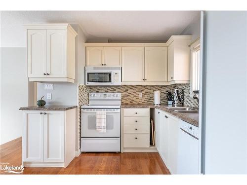 9 Crestview Drive, Huntsville, ON - Indoor Photo Showing Kitchen With Double Sink