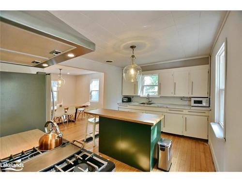 85 Glenwood Drive, Wasaga Beach, ON - Indoor Photo Showing Kitchen