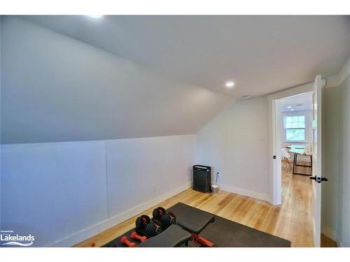 85 Glenwood Drive, Wasaga Beach, ON - Indoor Photo Showing Other Room