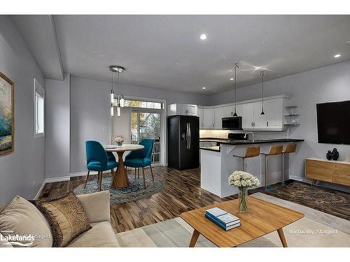 12-24 Albery Court, Meaford, ON - Indoor Photo Showing Living Room