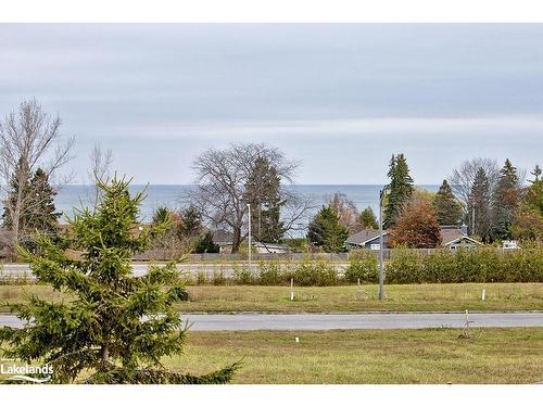 12-24 Albery Court, Meaford, ON - Outdoor With View