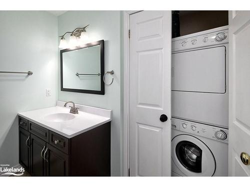 12-24 Albery Court, Meaford, ON - Indoor Photo Showing Laundry Room