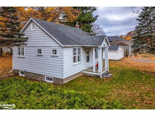 381 David Street E, Gravenhurst, ON - Outdoor