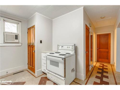 381 David Street E, Gravenhurst, ON - Indoor Photo Showing Kitchen